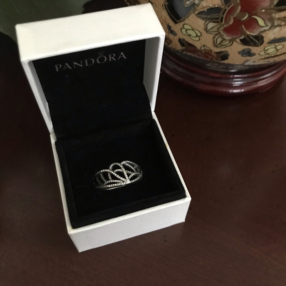Pandora Ring